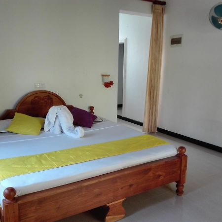 Sampath Villa Алутгама Екстериор снимка