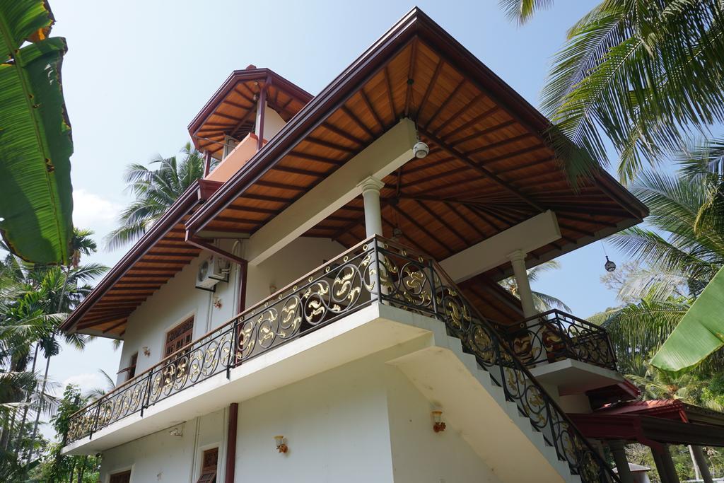 Sampath Villa Алутгама Екстериор снимка