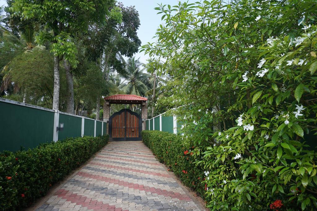 Sampath Villa Алутгама Екстериор снимка